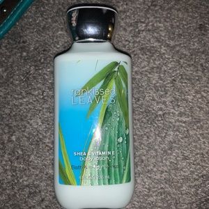 Bath & Body Works Body Lotion Shea & Vitamin E